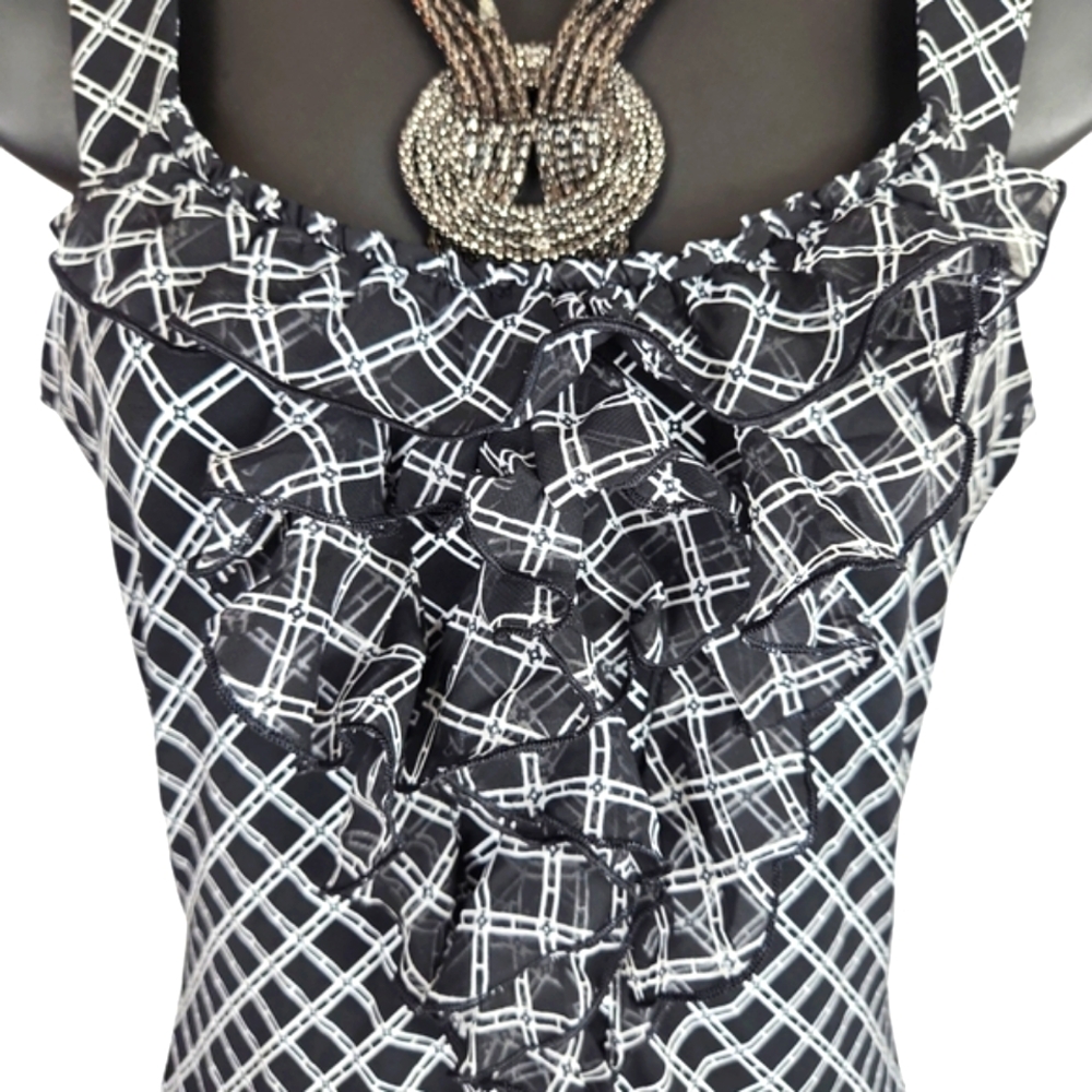 White House/Black Market, women's black and white plaid top, Sz XXS - Picture 4 of 5